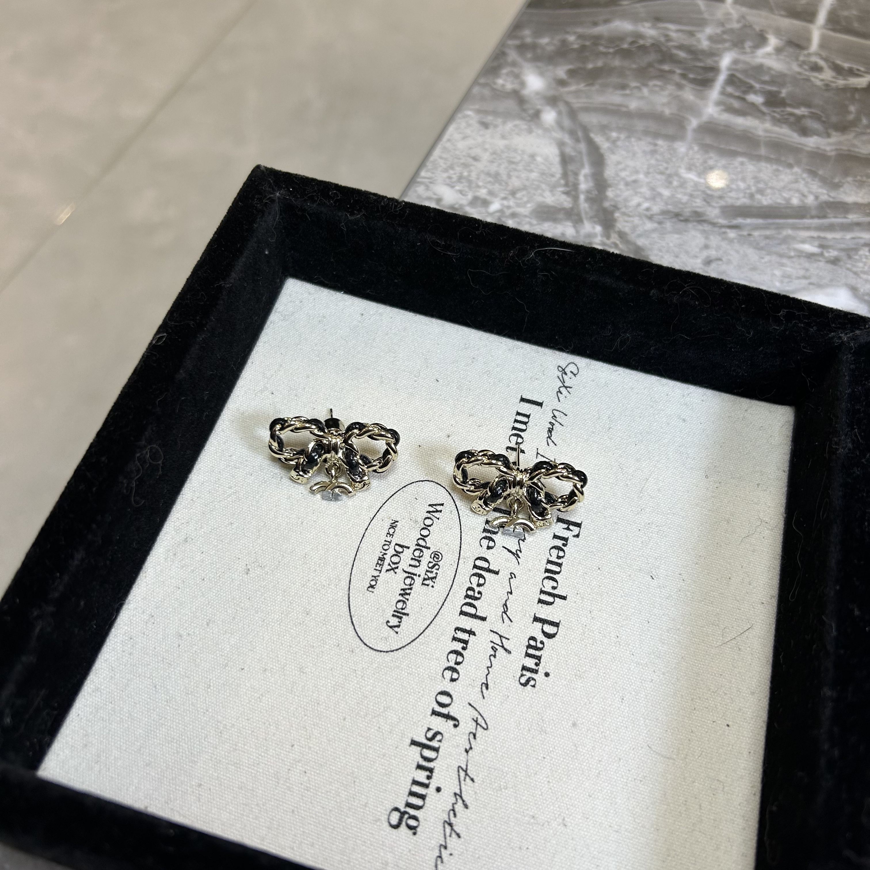 铜合金耳饰 黑蝴蝶结臭臭耳环EH3761