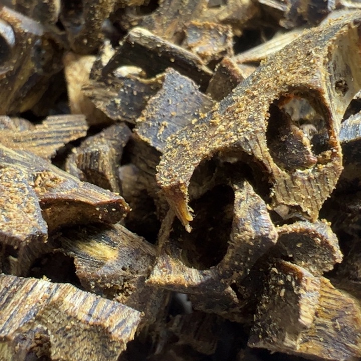 沉香沉香碎屑海南金沙叶高油米粒100克➕蜡烛炉