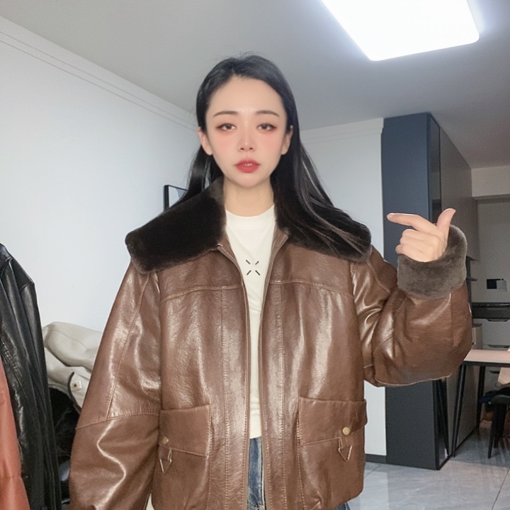 绵羊皮油蜡鹅绒皮毛一体领L140斤内