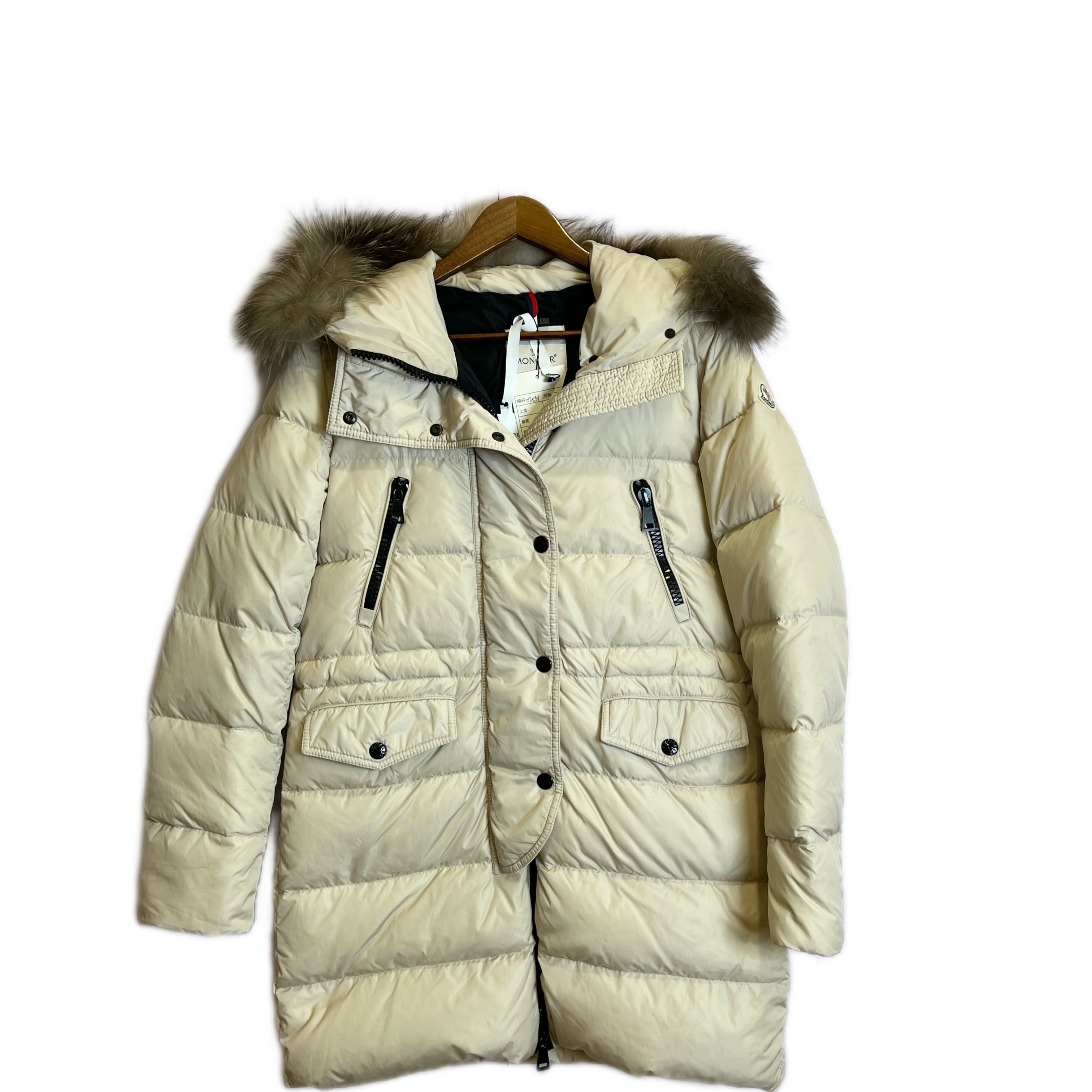 99新 MONCLER 02551 中长款毛领羽绒服  2码 