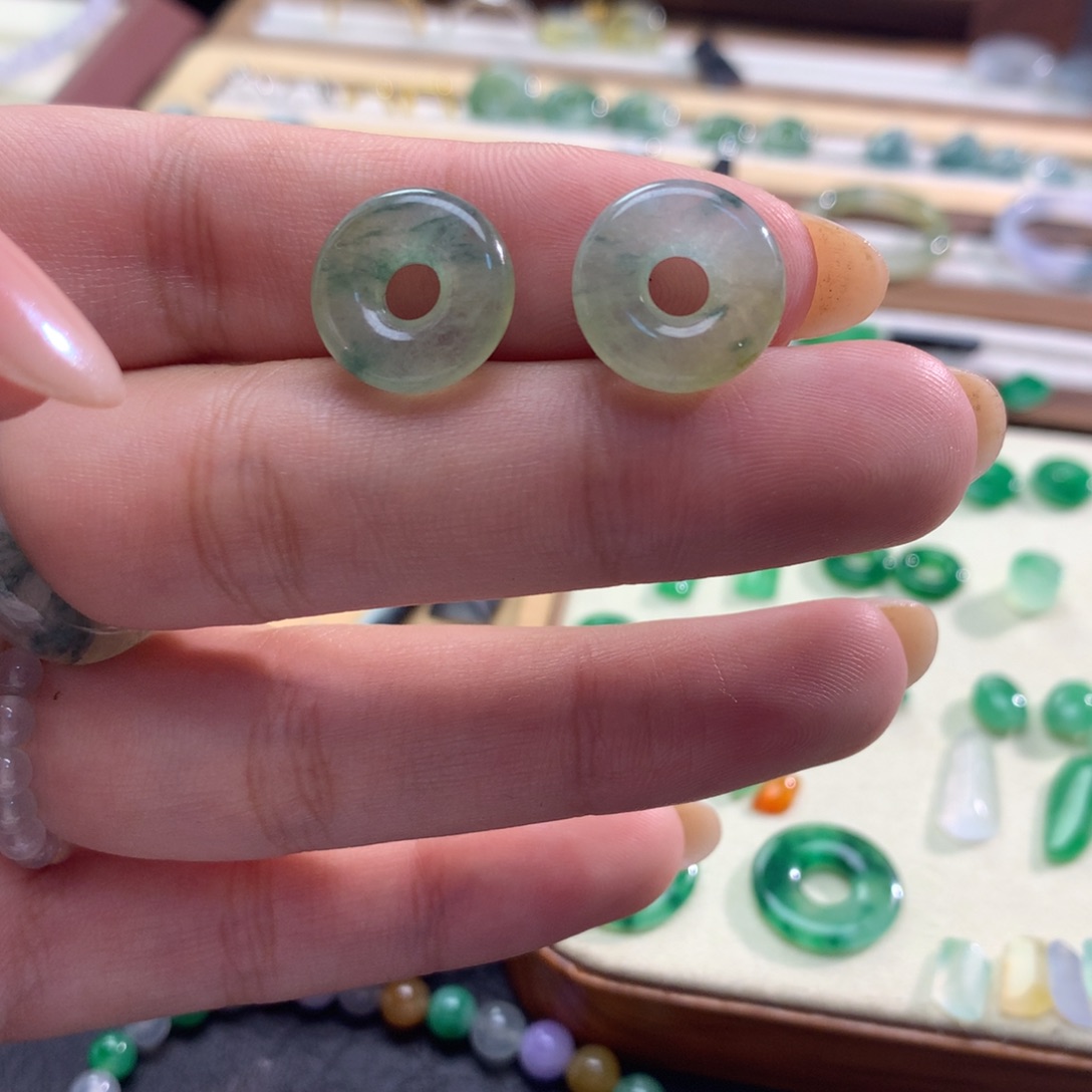 翡翠散珠黄加绿甜甜圈13.8/4