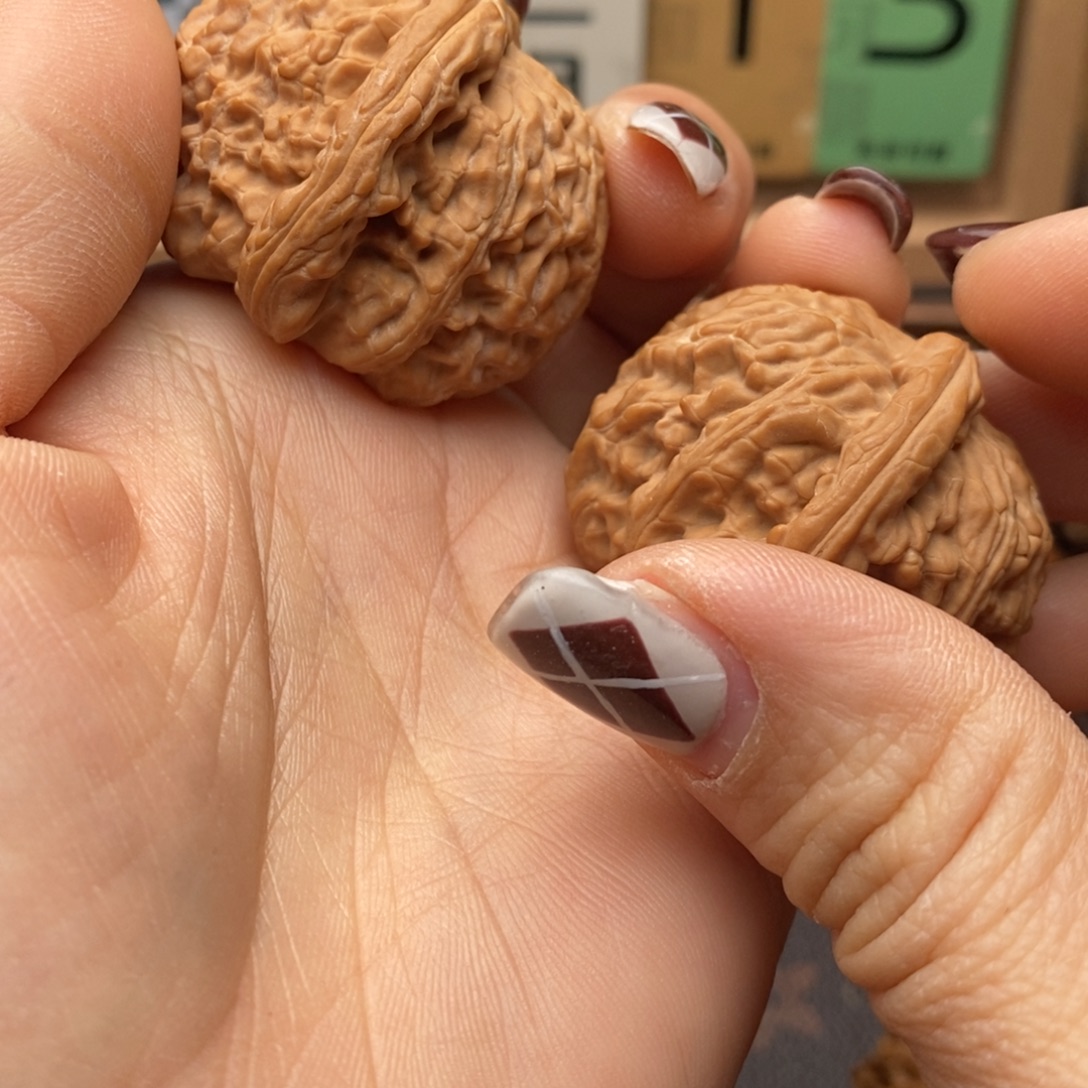 沐***风把件文玩核桃白狮子