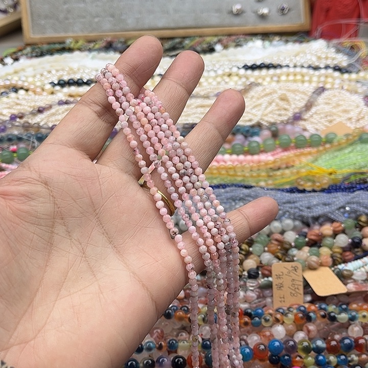 玛瑙/玉髓珠宝半成品未镶嵌一条3mm粉澳宝刻面