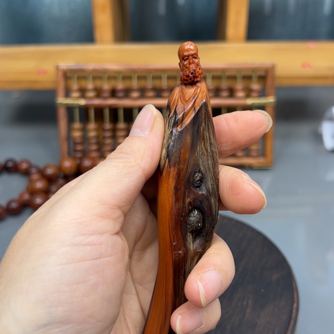 手***8柏木崖柏木摆件手把件，