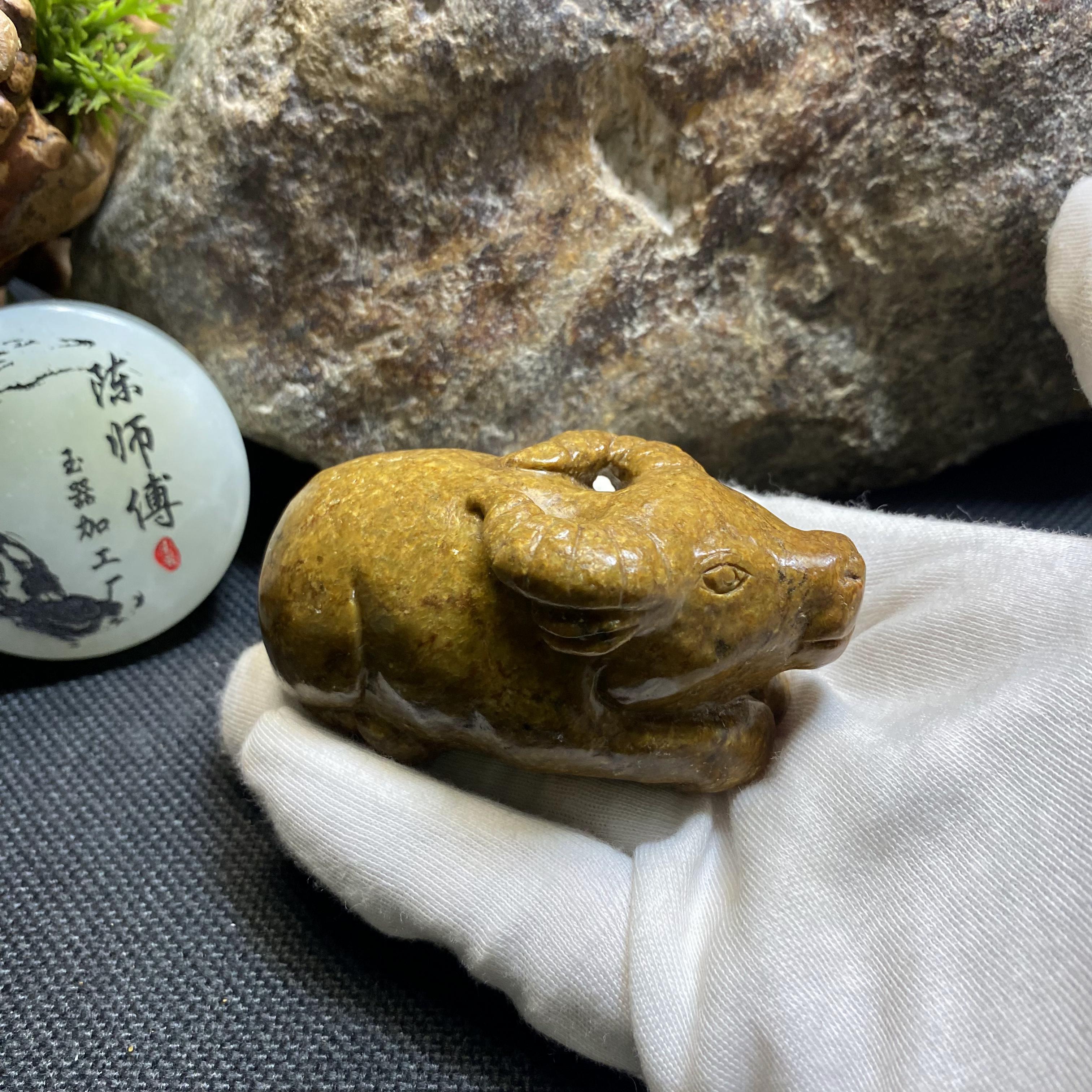 河磨玉原皮玉石牛摆件把件卧牛生肖牛水牛家居玄关办公室装饰