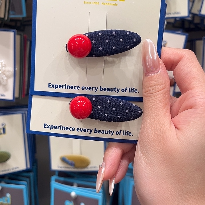 布艺铁合金波点小球鸭夹