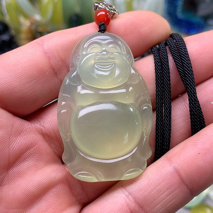 蛇纹石玉挂坠未镶嵌