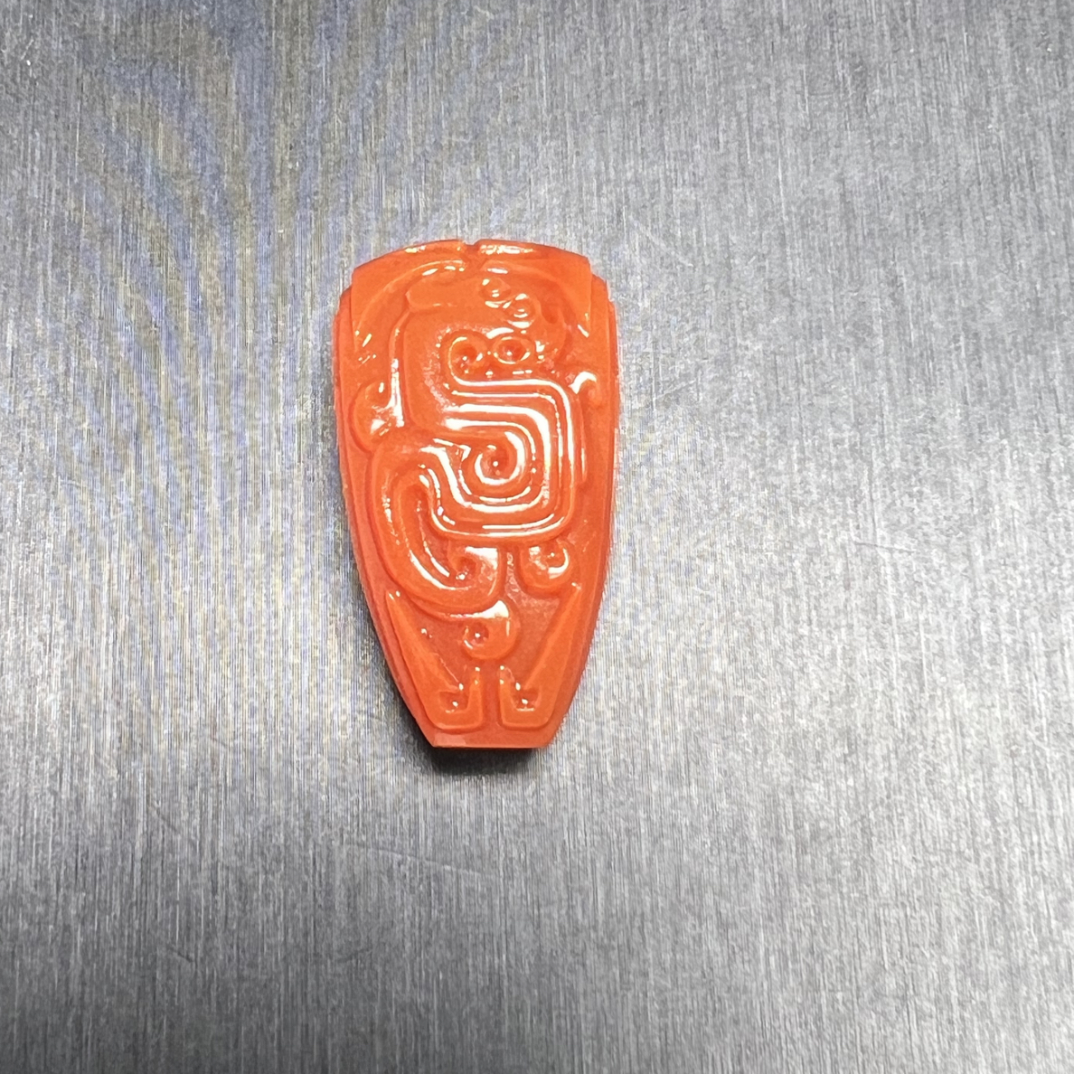 瓦西天然南红满色肉纯色精工赤龙大尺寸三通对孔18厚16高32mm