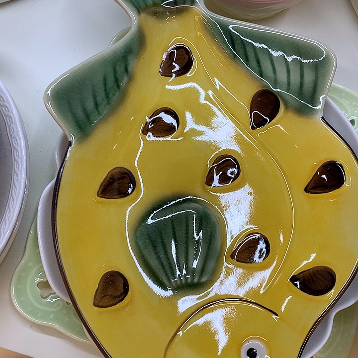 瓷鱼盘子好看的鱼盘