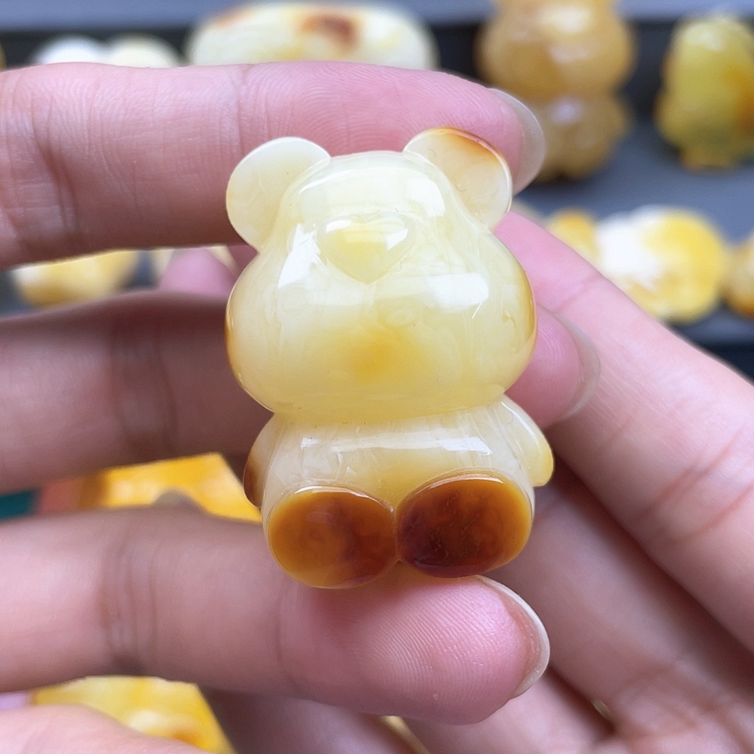 琥珀裸石未镶嵌蜜蜡