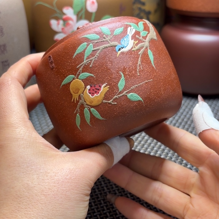 紫砂茶叶罐中高端紫砂茶叶罐