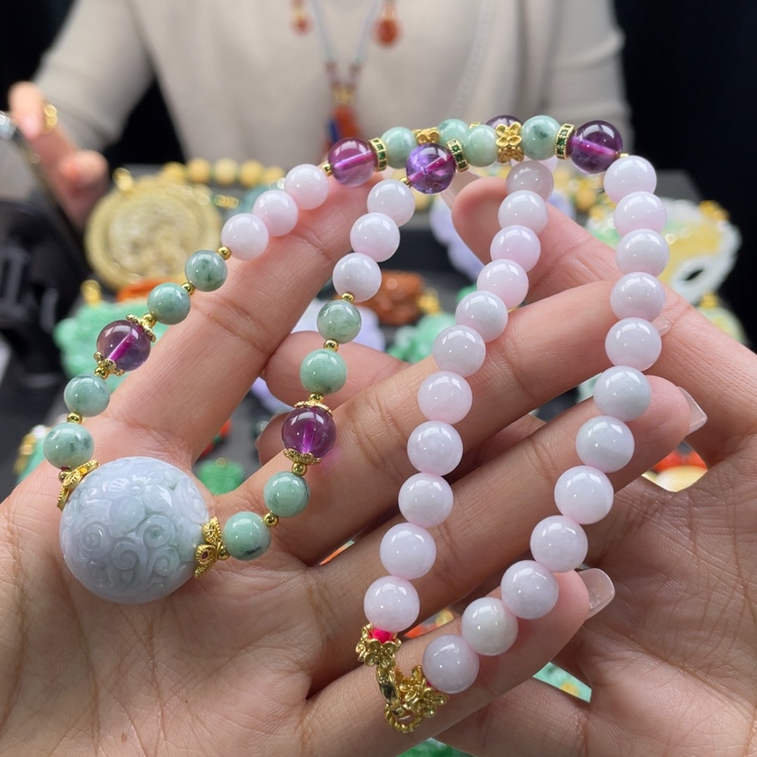 翡翠颈饰未镶嵌代编织