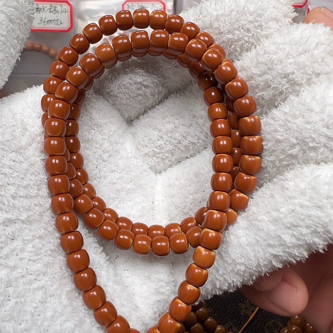 手串橄榄核老挝6.2mm三花极限弧脖挂