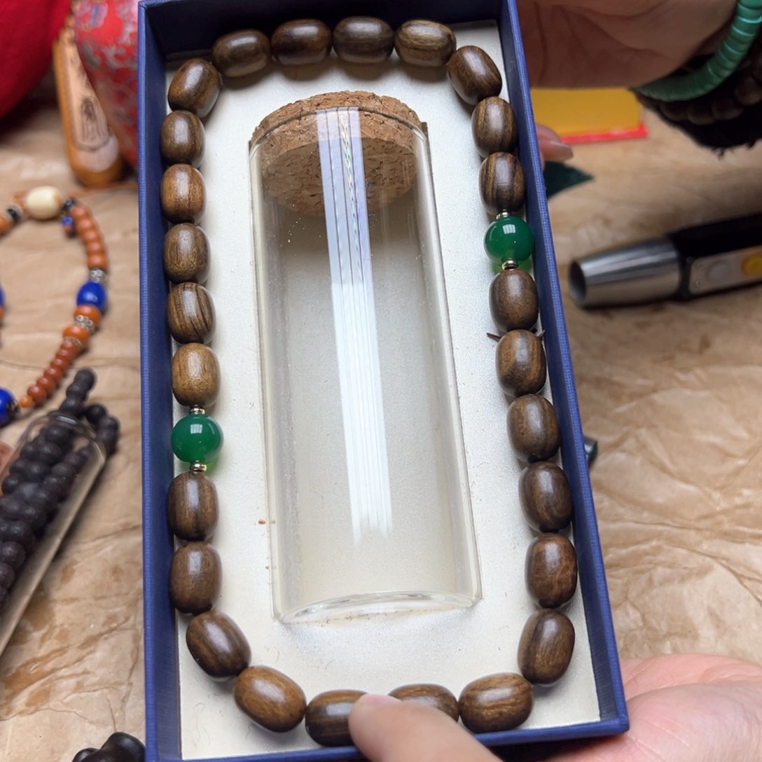 大叶紫檀（黑酸枝木类）