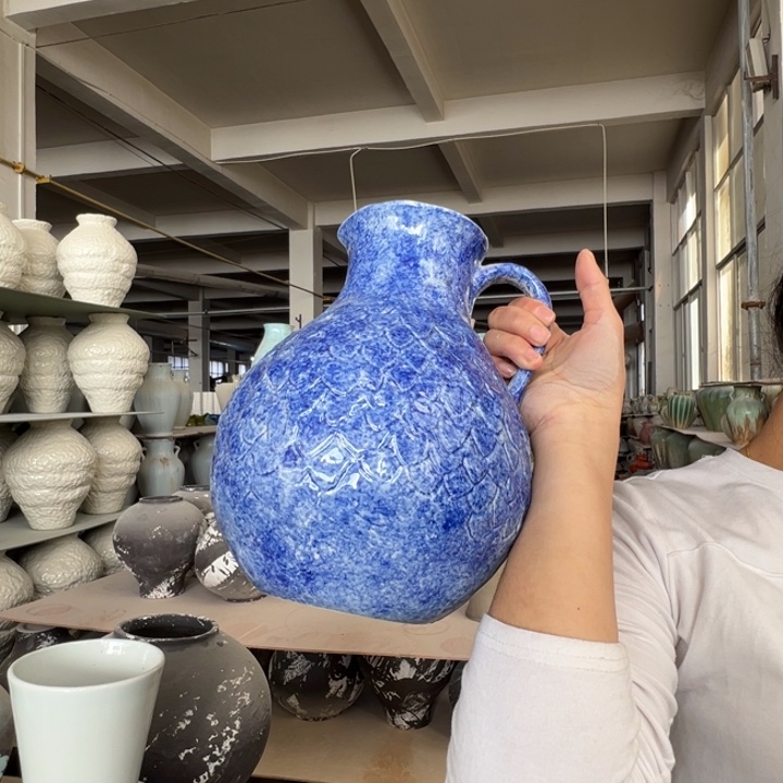 景德镇陶瓷花瓶工厂