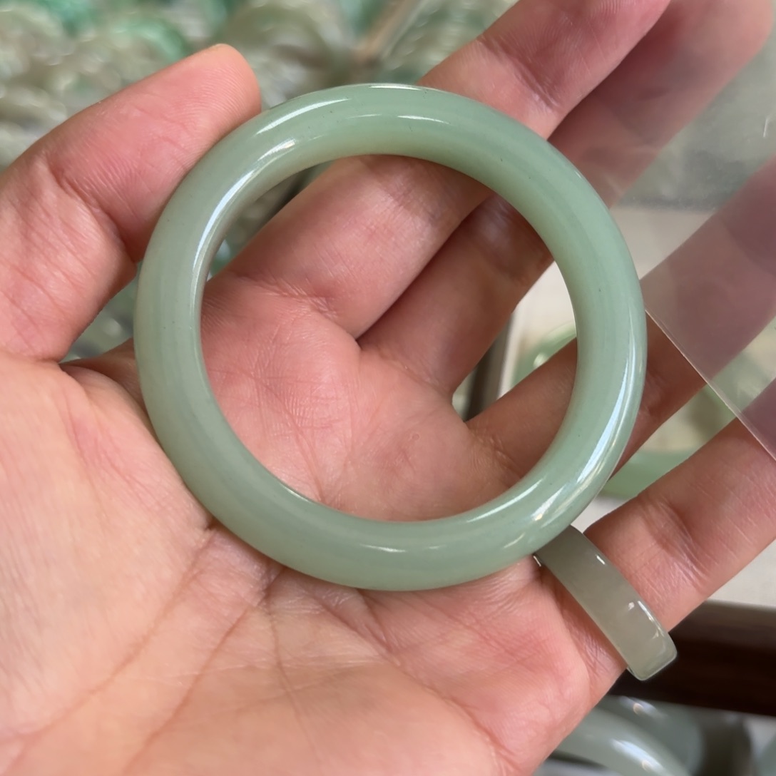 未镶嵌手镯东陵石