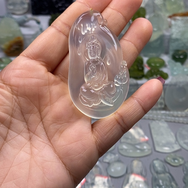 蛇纹石玉颈饰未镶嵌一**日