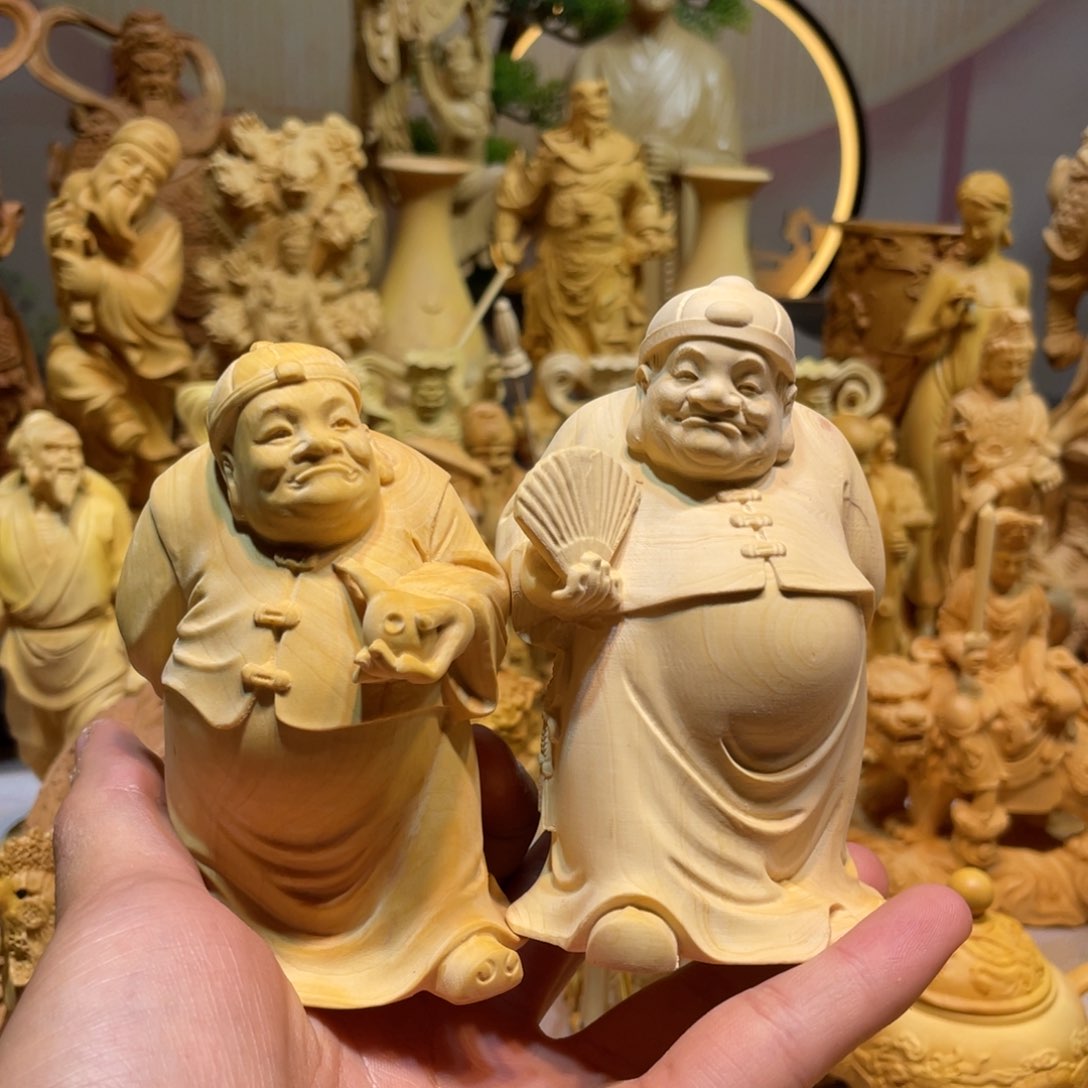 黄杨木继***跳黄杨木一对地主