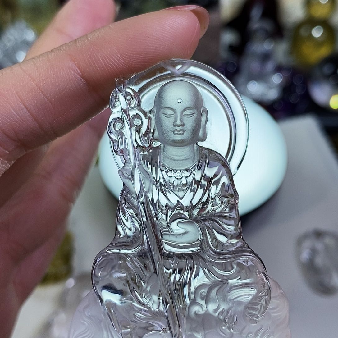 水晶天然水晶吊坠漂亮赠珠链未镶嵌昱***学