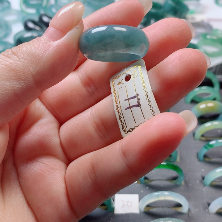 翡翠戒指未镶嵌戒指