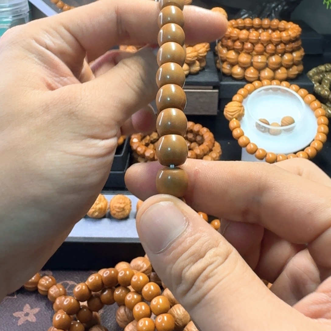 核桃手串/手链全品直切，微泛油无瑕疵