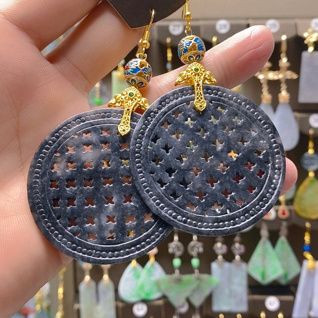 未镶嵌翡翠耳饰翡翠