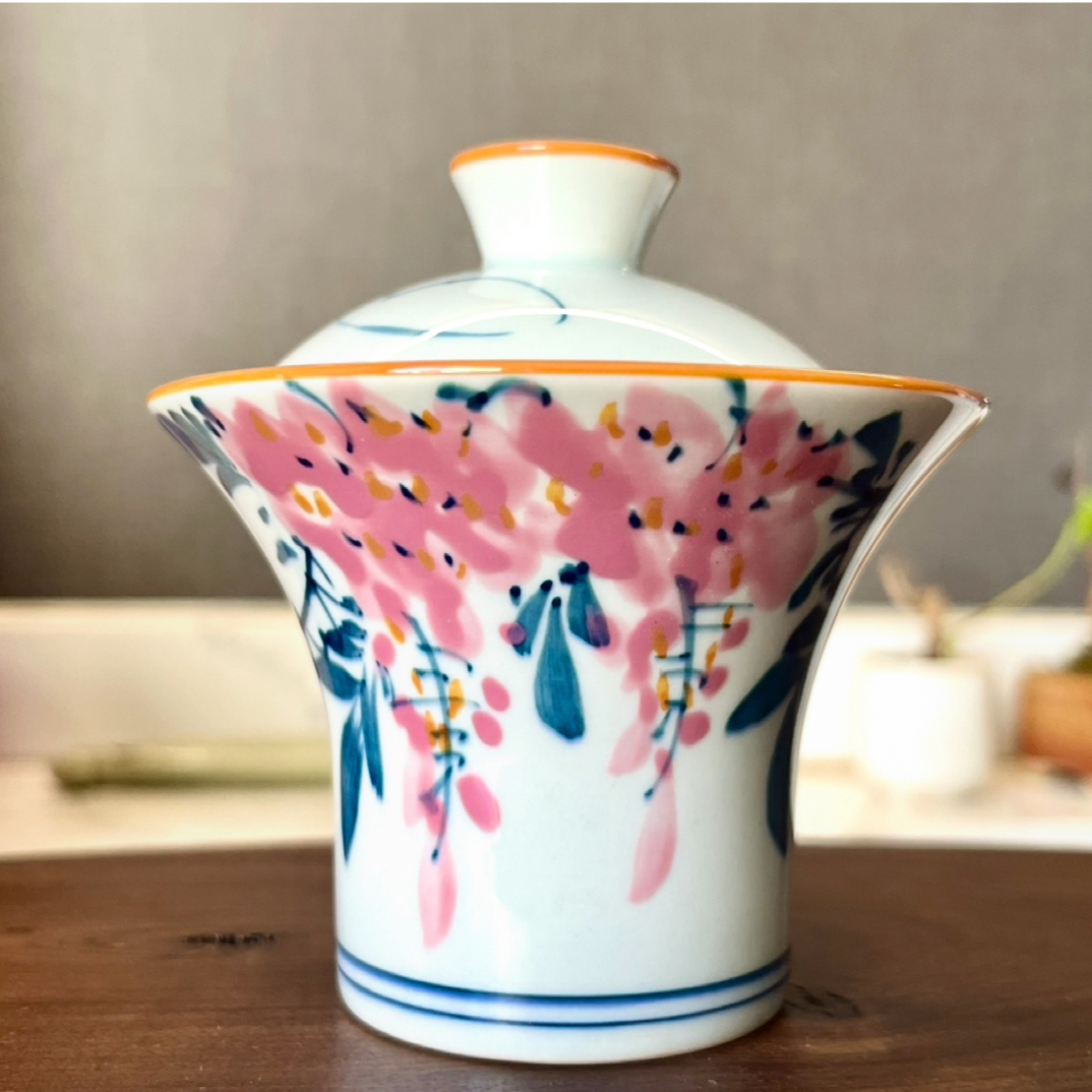 栀子花马碲盖碗纯手绘，盖碗容量120左右