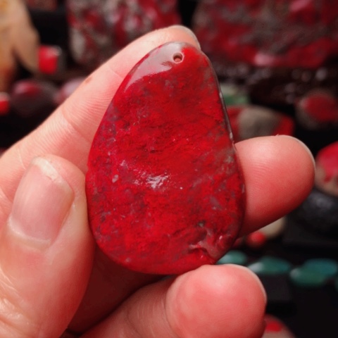 昌化鸡血石昌化鸡血石挂件