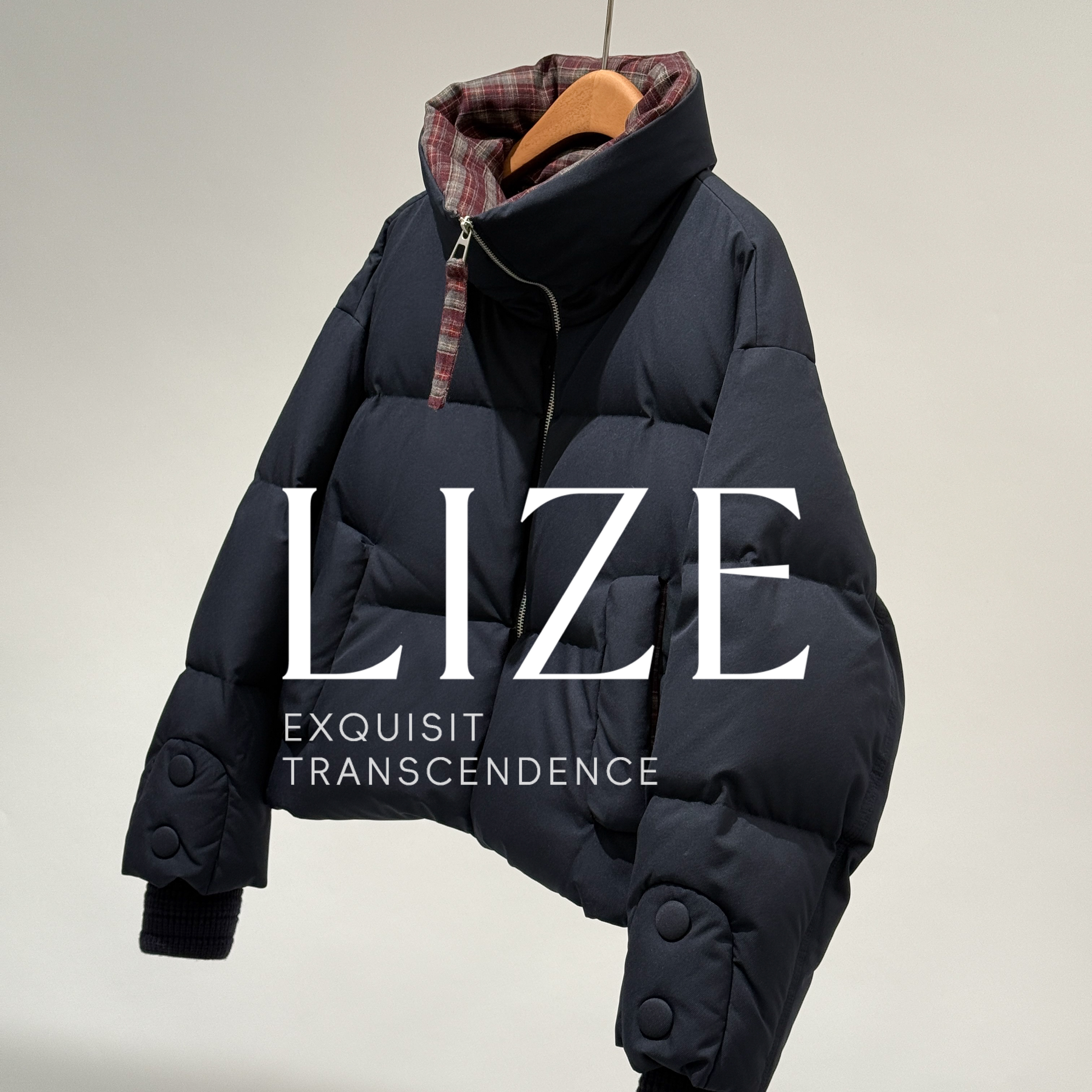 LIZE「L0663」格纹拼接羽绒服