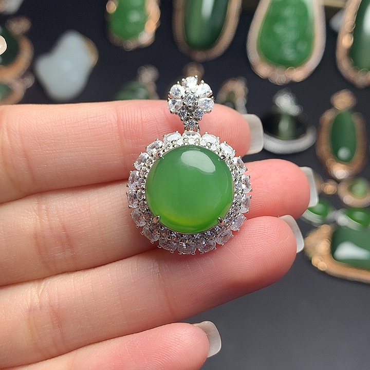 和田玉银S925镶嵌耳饰