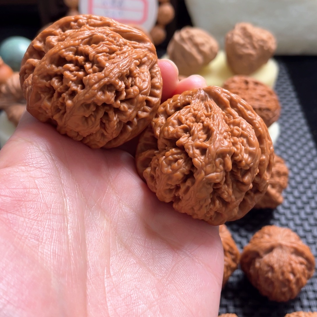 小***龙吊坠文玩核桃粗筋