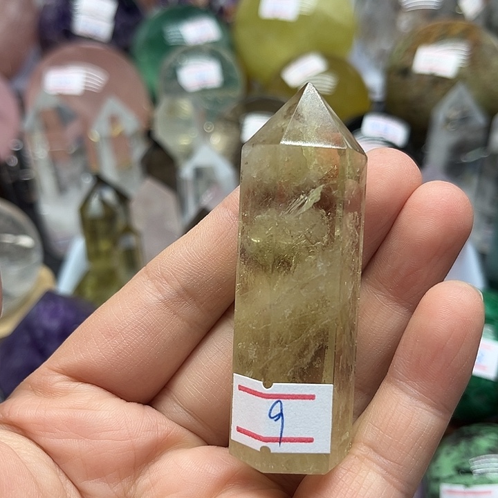 珠宝半成品未镶嵌水晶55克黄水晶柱