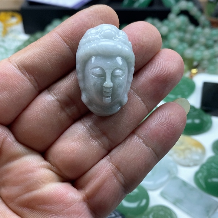 未镶嵌东陵石颈饰