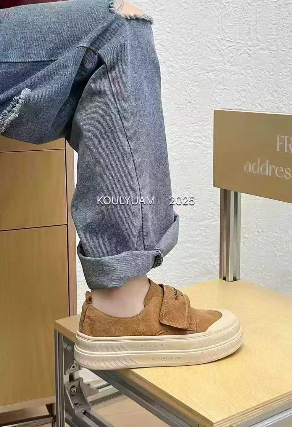 胶粘增高中帮修面皮平跟休闲板鞋韩版舒适牛仔女鞋