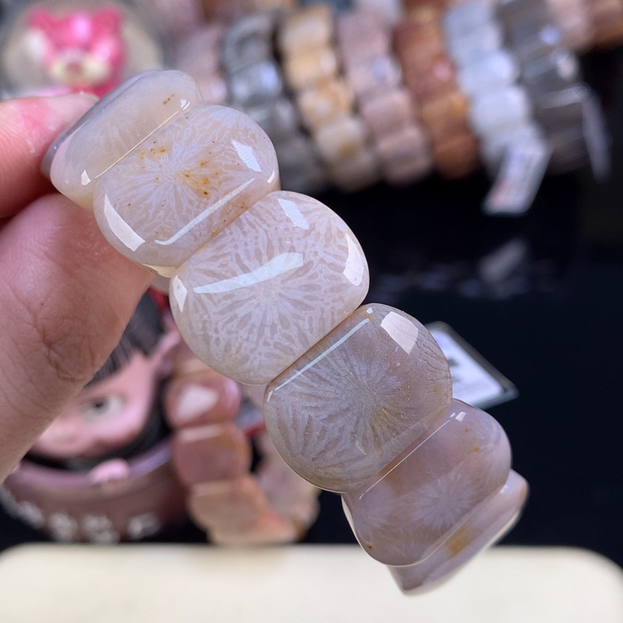 【闪购商品】颈饰未镶嵌硅化珊瑚（珊瑚玉）16号烟花