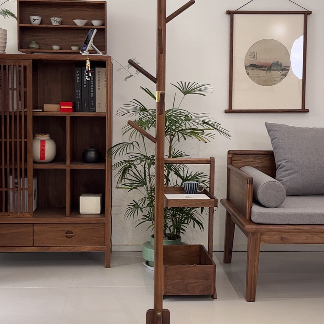 黑胡桃木单杆衣架小树