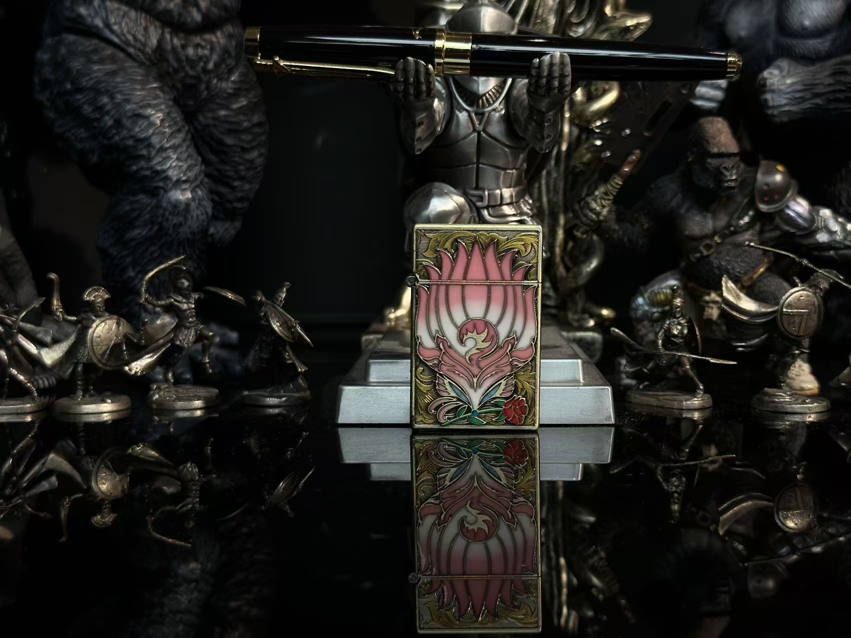 夜光九尾狐 （配官方礼盒证书裸机）