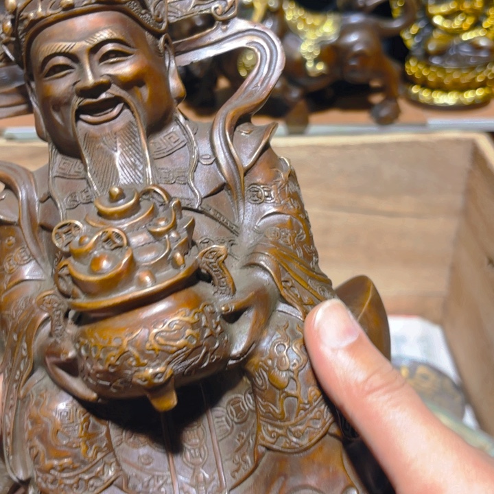 铜的。全清了。一件不留！不磨叽