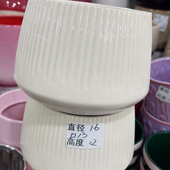 多肉绿植陶瓷花盆9.9包邮，有孔