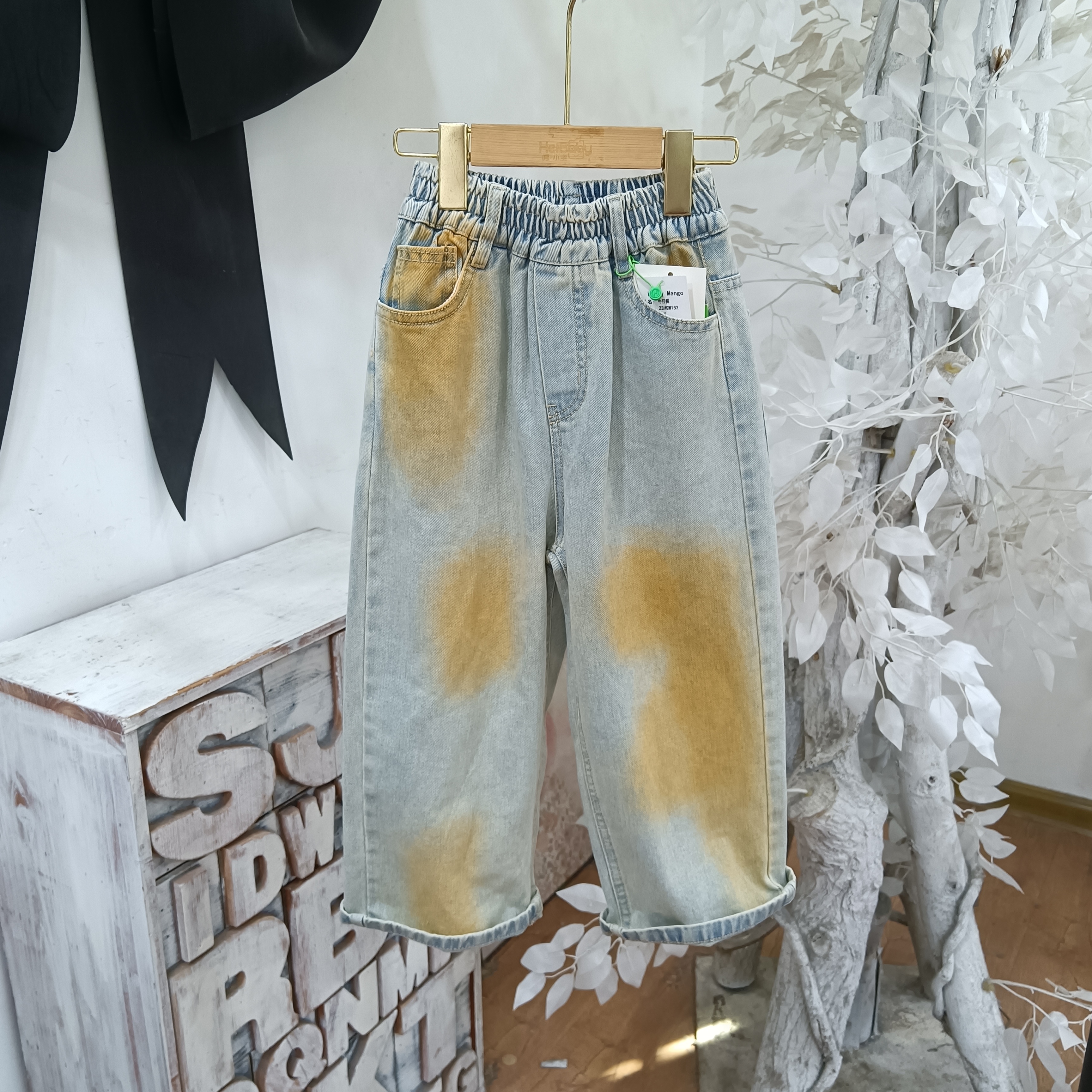 F449浅蓝色牛仔裤