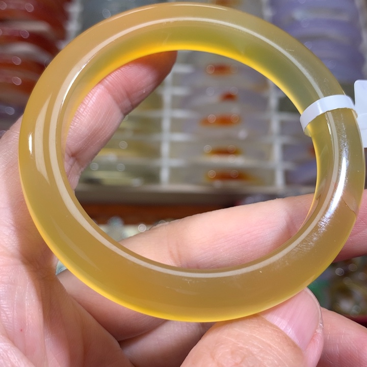 玛瑙/玉髓手镯未镶嵌