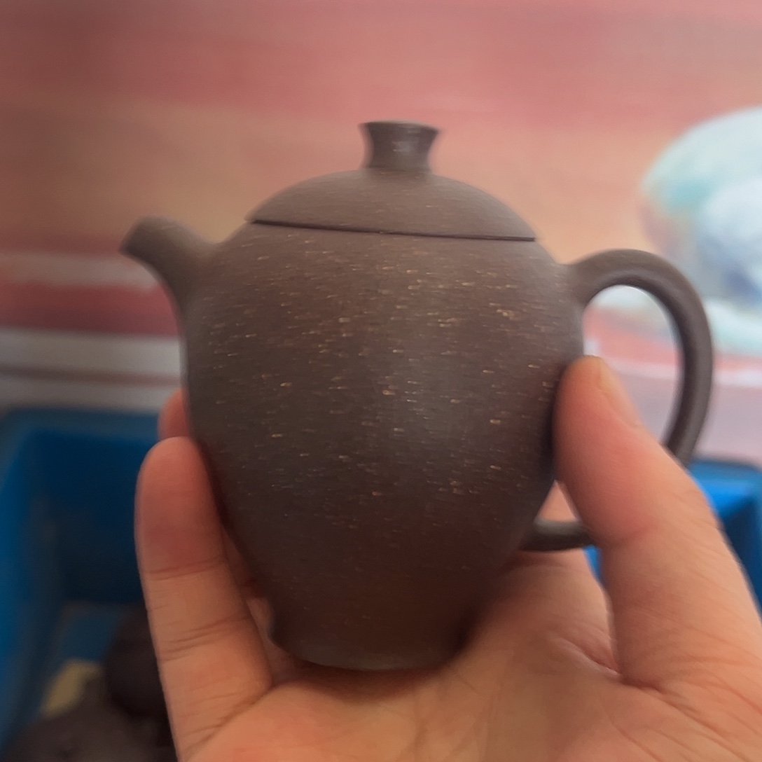 茶壶紫砂紫砂的味道很