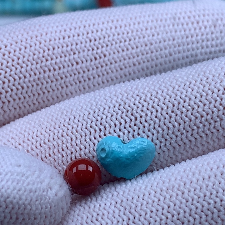 南红玛瑙未镶嵌珠宝奇石