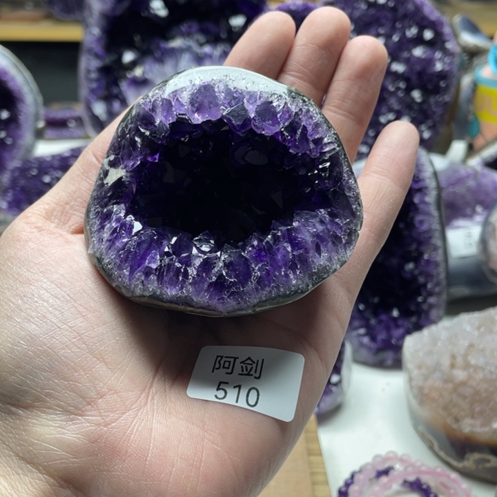 未镶嵌大型摆件（非配饰）水晶
