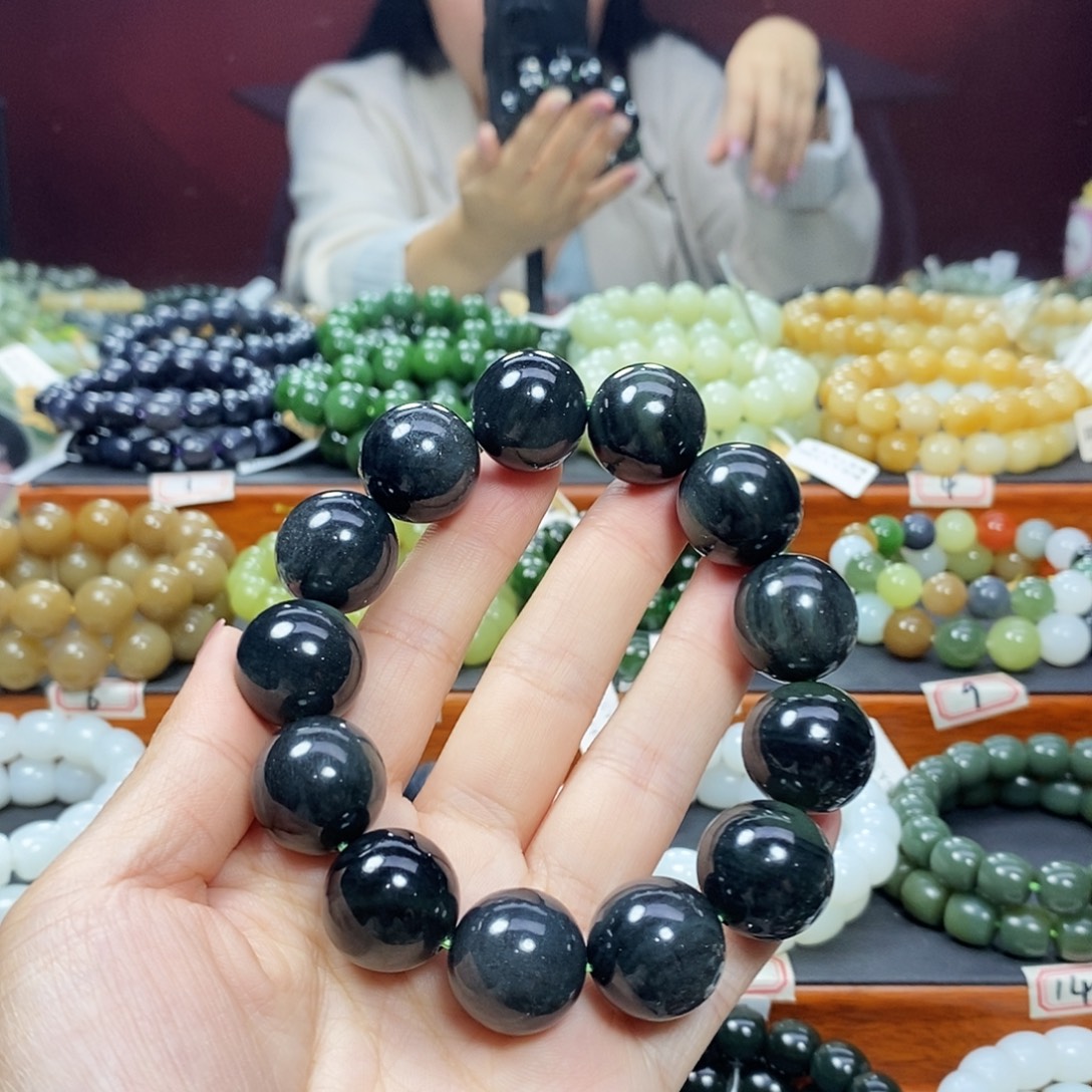 和田玉未镶嵌手链