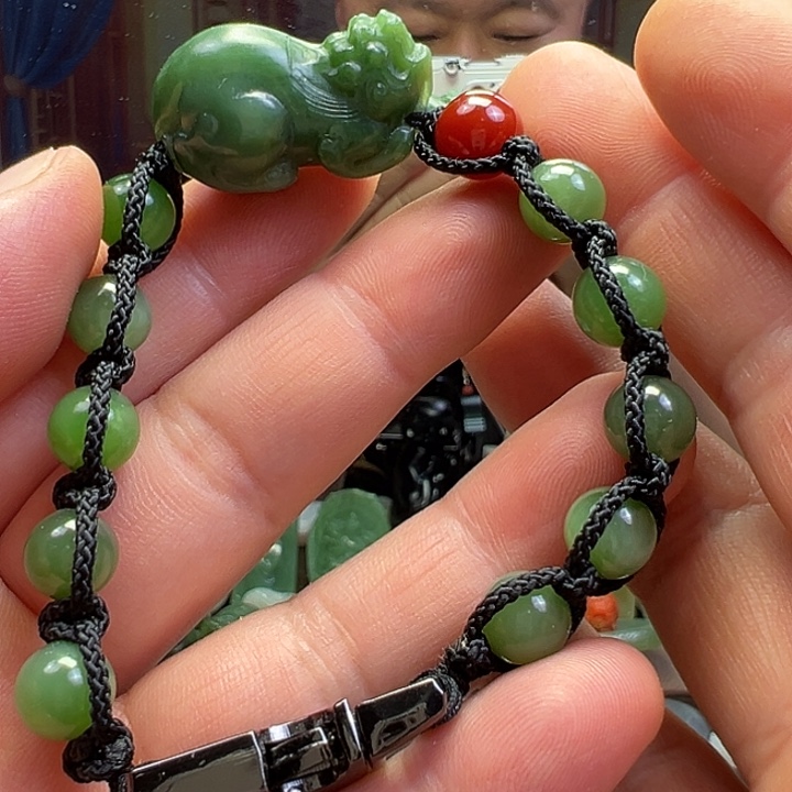 手串未镶嵌和田玉（碧玉）貔貅手串