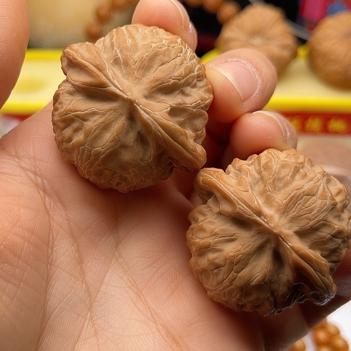 桃核吊坠41宫灯狮子头