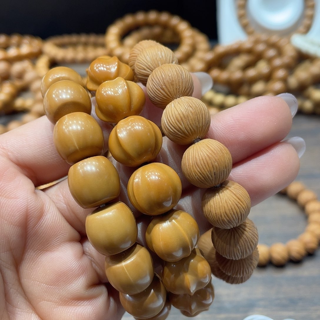 猴头核桃吊坠龙炎鲨鱼14H金丝12b龙岩直切13I