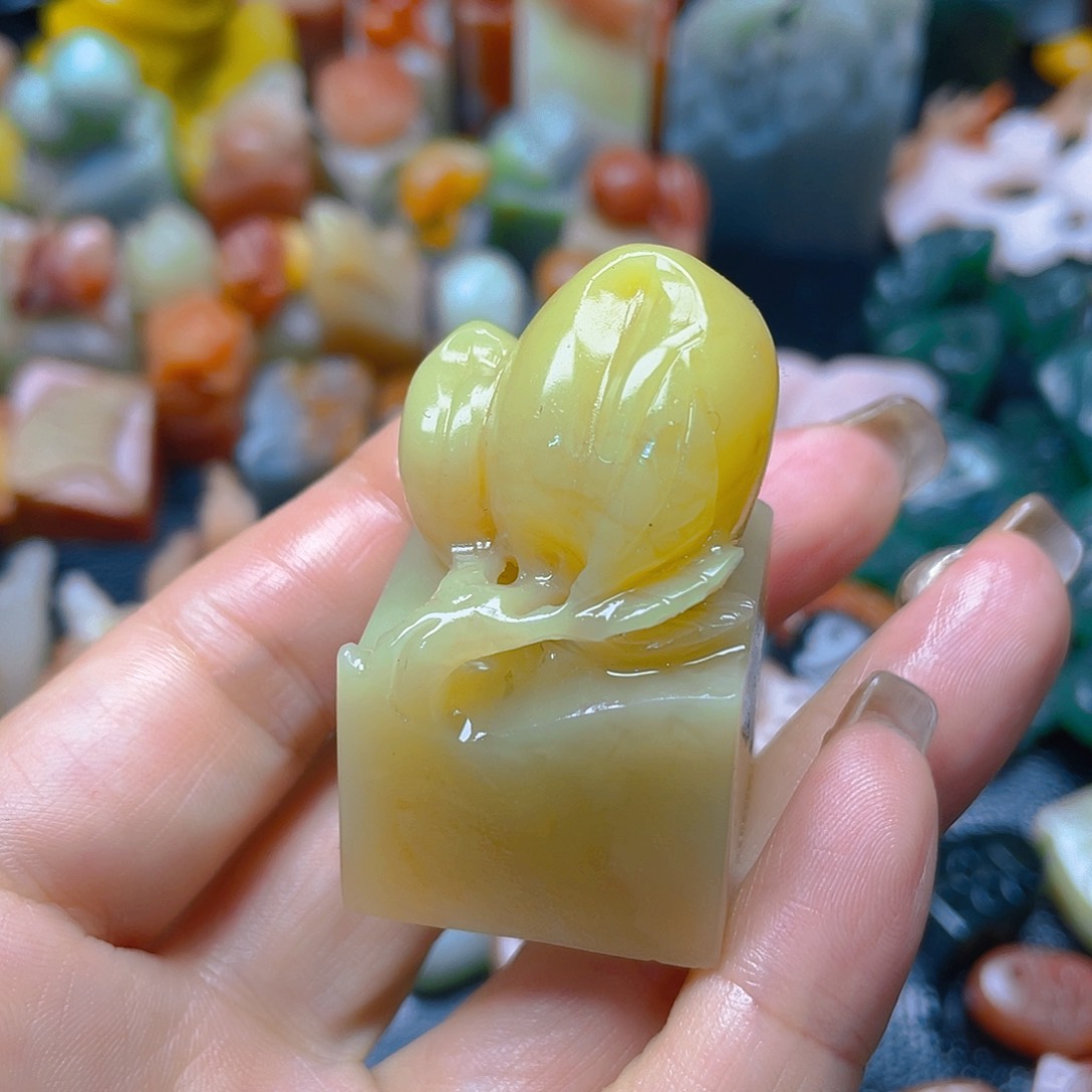 青田石印石北部黄