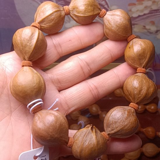 闫***橄榄核手串/手链橄榄核手串头三通2.1